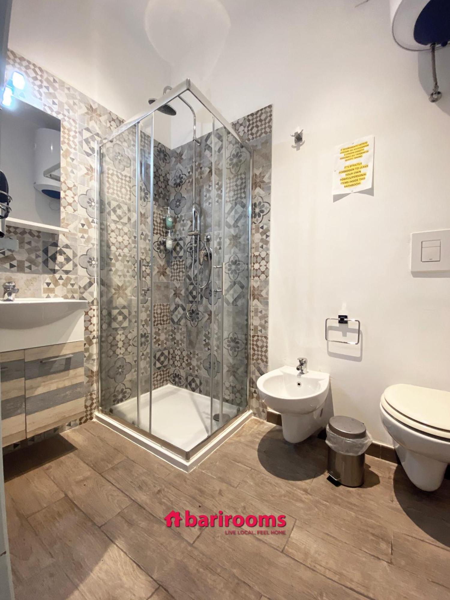 Bari Rooms Central Station Ngoại thất bức ảnh